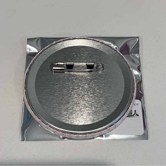 Attack on Titan Eren Yeager GraffArt Can Badge Shingeki no Kyojin Douwa ver - Picture 3 of 4